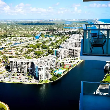 42Nd Floor Penthouse 3 Bdr In Hyde Beach House